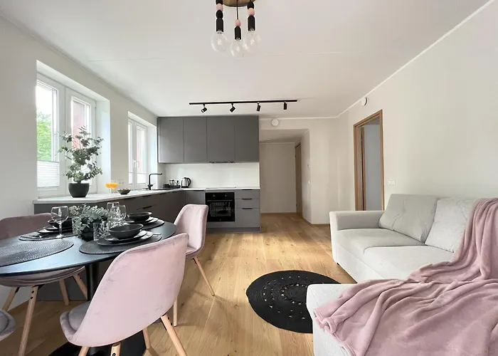 شقة Cozy Apple Garden With Terrace