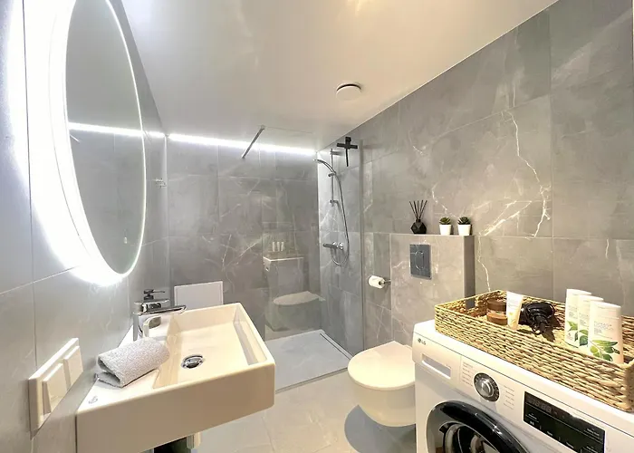 Cozy Apple Garden With Terrace شقة